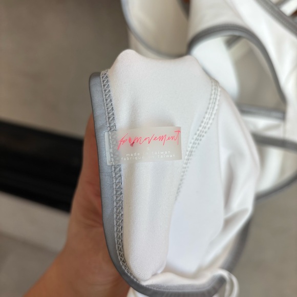 NWT Free People Movement Give It a Whirl Set in White, Size S - Picture 11 of 12